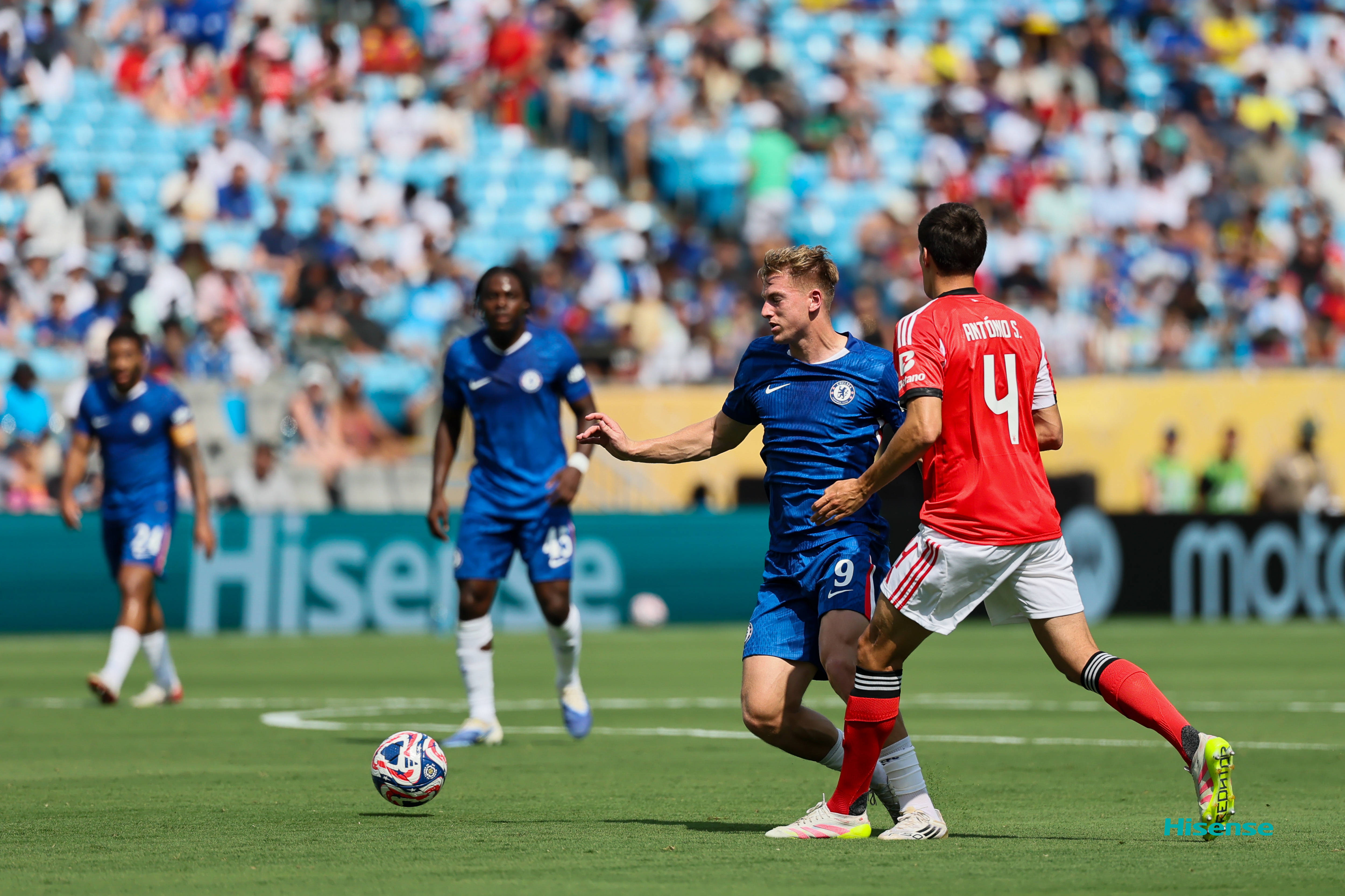 世俱杯战况：切尔西防线稳固，本菲卡进攻受阻，德约科维奇成最佳的简单介绍